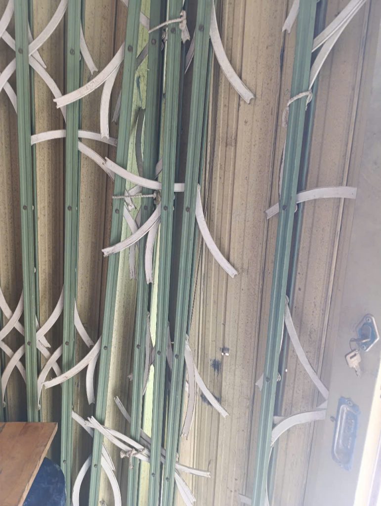 sửa cửa kéo sửa cửa kéo tại nhà thợ sửa cửa kéo dịch vụ sửa cửa kéo sửa cửa kéo bị kẹt sửa cửa kéo Đài Loan thay bánh xe cửa kéo chỉnh ray cửa kéo hàn lại cửa kéo sửa ray cửa kéo bị méo sửa cửa kéo inox cửa kéo sắt bị xệ khóa cửa kéo hỏng cửa kéo kêu cót két bảo dưỡng cửa kéo định kỳ sửa cửa kéo giá rẻ TPHCM sửa cửa kéo nhanh 24h báo giá sửa cửa kéo cửa kéo bị lệch ray sơn lại cửa kéo sắt