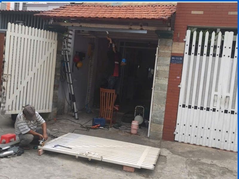 Thợ cơ khí sửa chữa cửa sắt tận nhà đường Nguyễn Kiệm TPHCM.