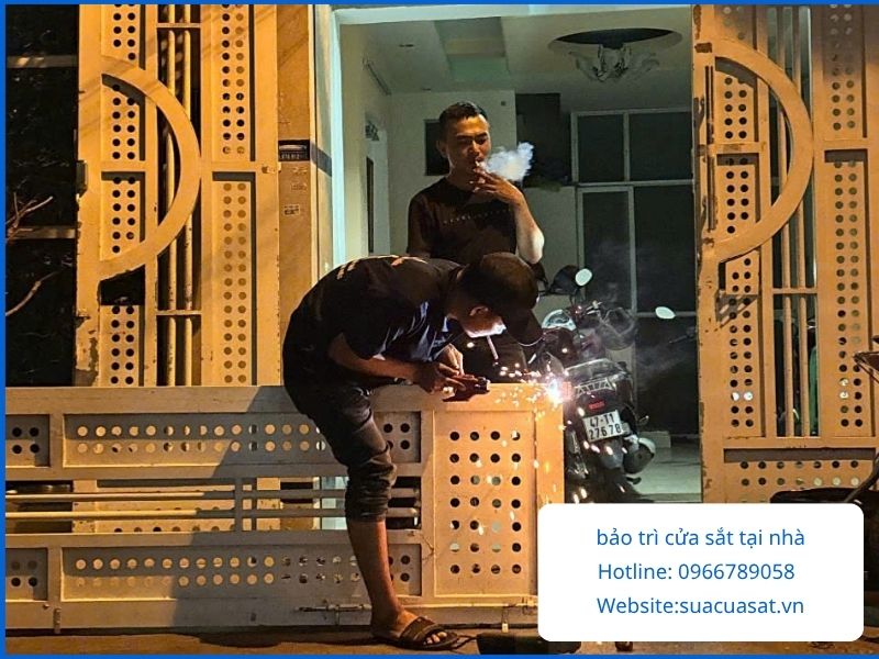 Mẹo Bảo Quản Cửa Sắt Tân Phú Chống Rỉ Sét Lâu Bền
