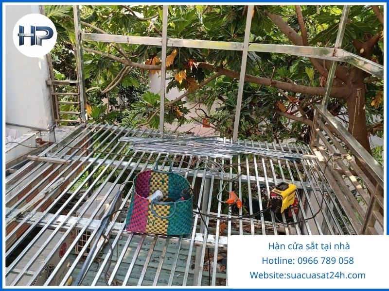 Hàn cửa sắt tại nhà Quận 10 Phục Vụ Tất Cả Các Phường