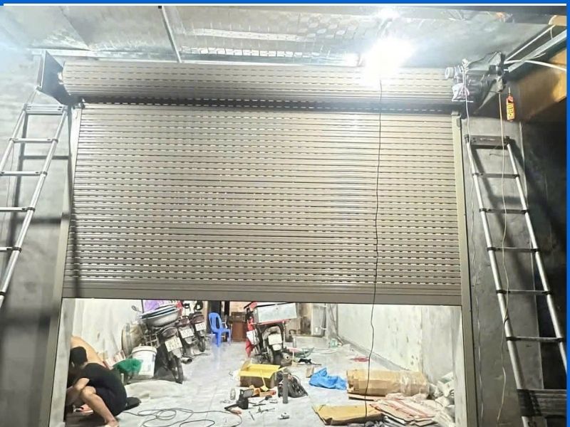 Công trình thực tế: Sửa cửa cuốn tận nơi, xử lý kẹt lá và hỏng mô tơ