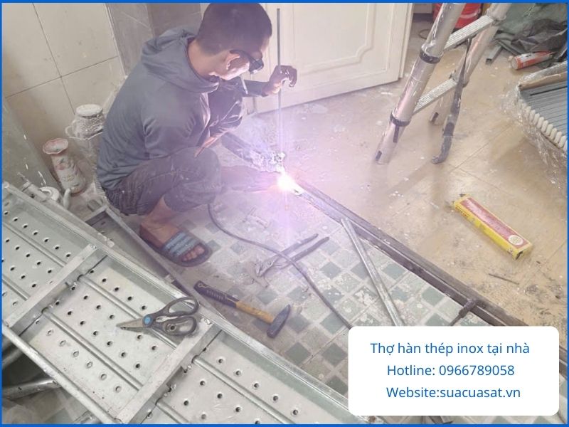 Bí Quyết Chăm Sóc Cửa Sắt Sau Khi Hàn Sửa Giúp Tăng Độ Bền