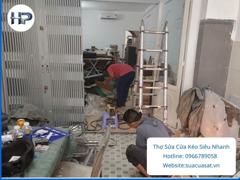 Hướng Dẫn Gọi Thợ Sửa Cửa Kéo Siêu Nhanh