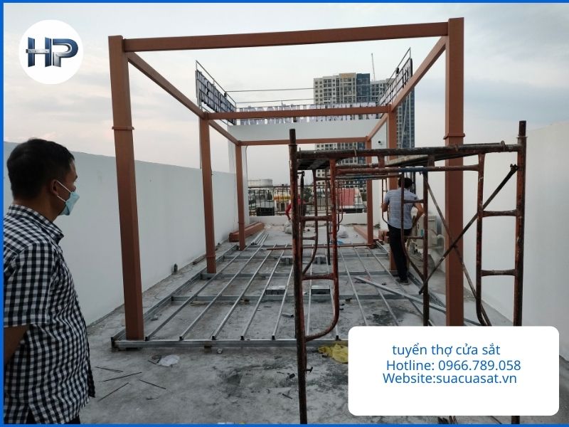 Tuyển thợ cửa sắt TPHCM